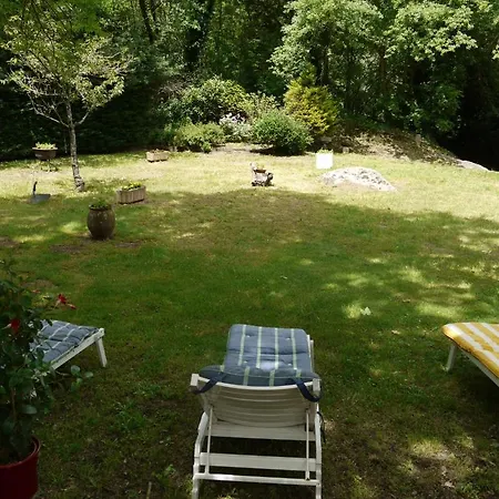 Otel Le Castelet 2*